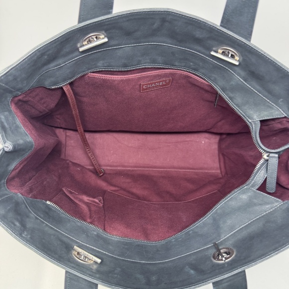 Chanel Black In The Mix Timeless Shopping Tote - Picture 7 of 9